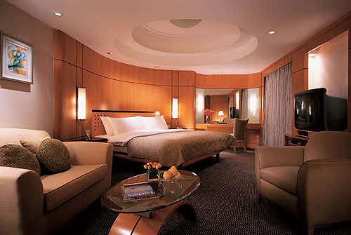 Shangri-La-Makati-Executive-Suite