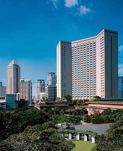 Shangri-La-Makati-Hotel-Facade