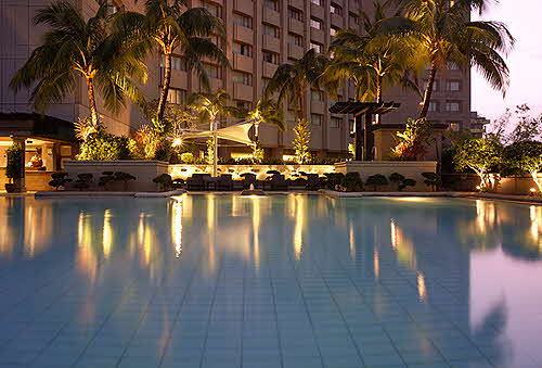 Shangri-La-Makati-Pool